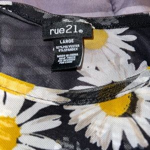Rue 21 crop top